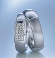 WEDDING RING WITH PAVE DIAMONDS AND SATIN FINISH 5.5MM - RING ON RIGHT